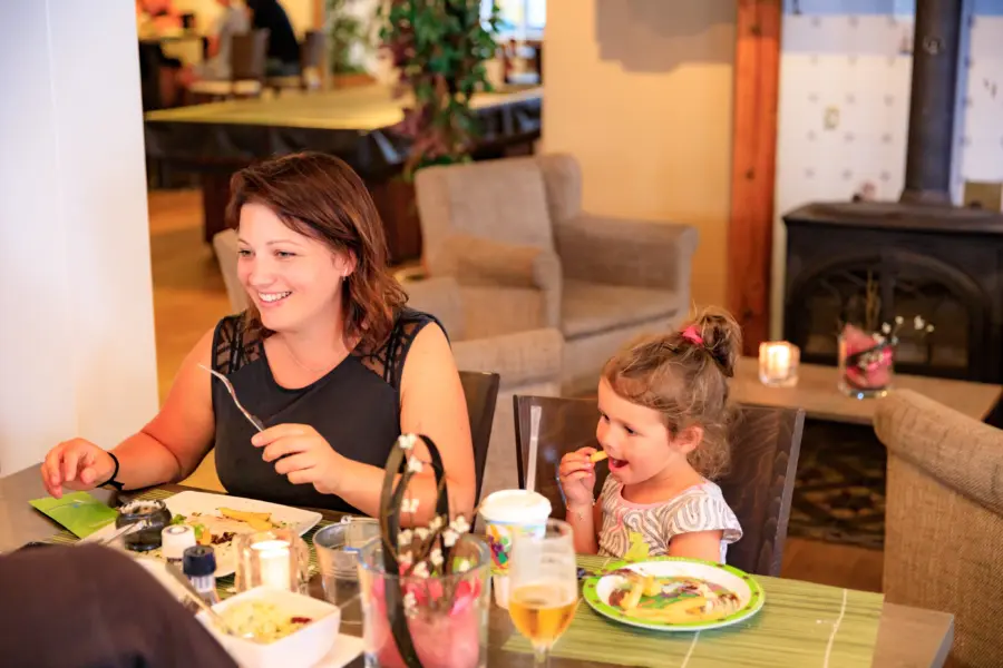 Heerlijk eten in de Brasserie op het Rheezerwold