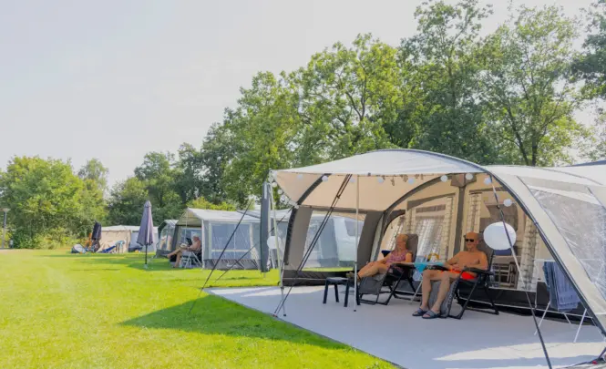 Comfortplaats mensen voor tent