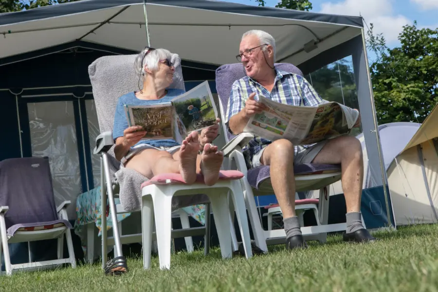 Comfortplaats mensen voor tent