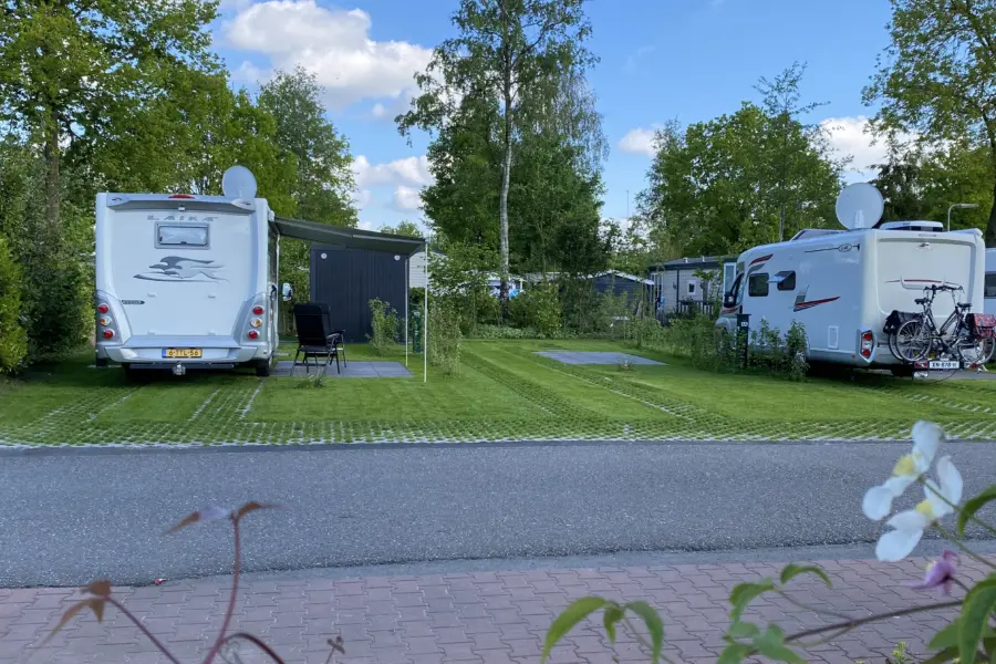 Camperplaatsen Rheezerwold