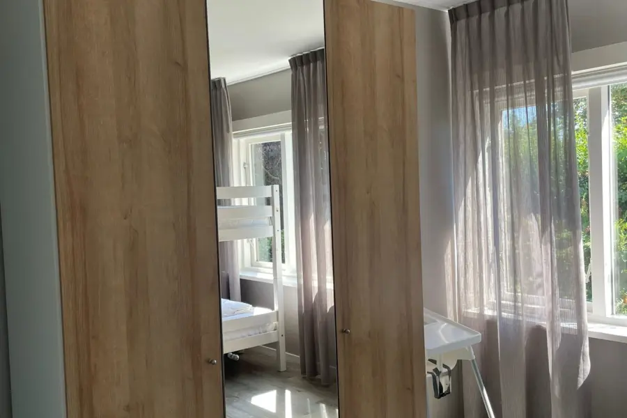 Villa bos kamer 2 met stapelbedden kast