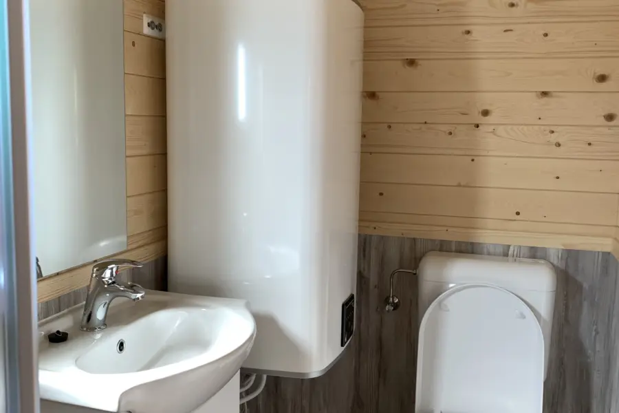 Woodlodge 4 personen - Badkamer 3 - Sint Maartenszee