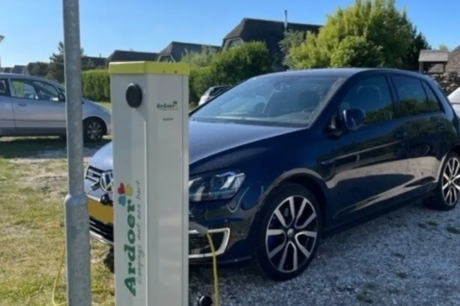 Oplaadpaal sint maartenszee 3