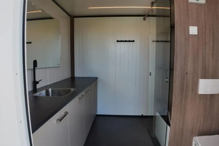 D38863ce bcd4 46c8 9dd1 07d7738abc53