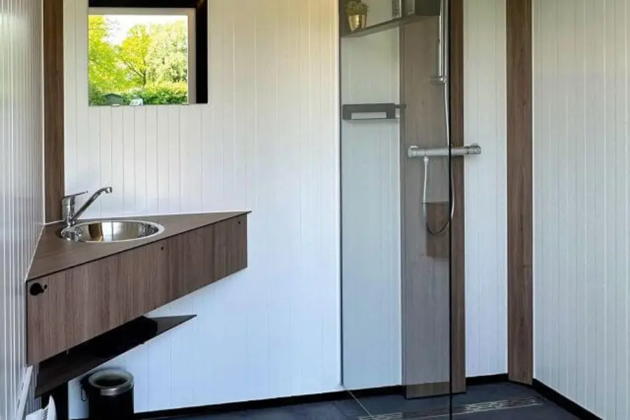 Roomplus webbeeld 2024 sanitair unit royal5 676