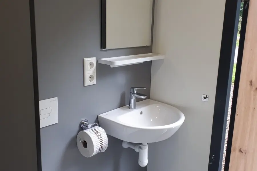 Prive sanitair dubbel groot 5