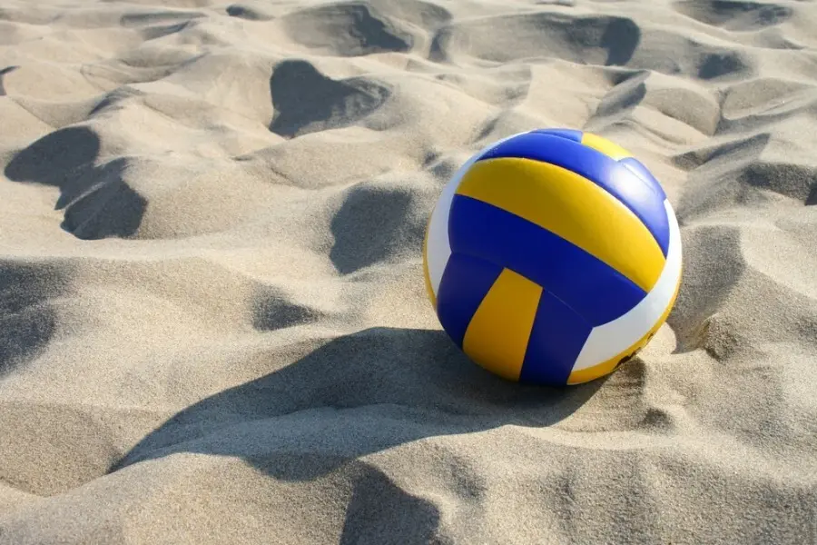 Beachvolleybal Ter Spegelt