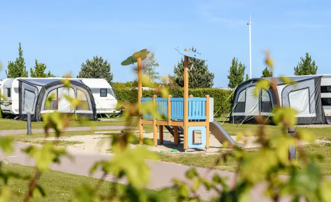 XL plaats met speeltuin