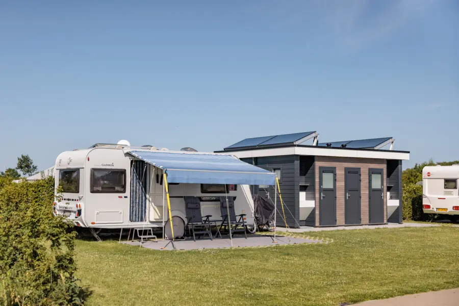 Caravan met luifel