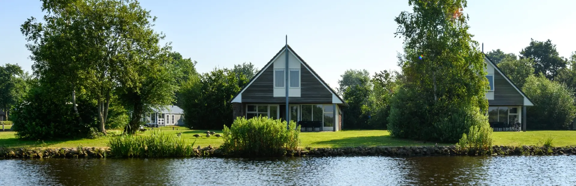 It Wiid (high-res)-6 8 persoons ah water ingezoomd