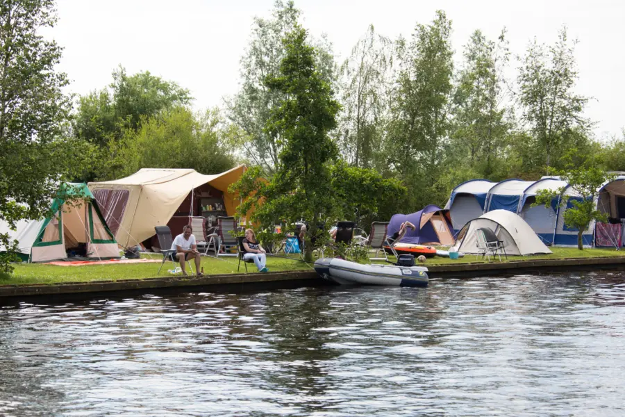 Landtong kampeerplaatsen it wiid 283 29