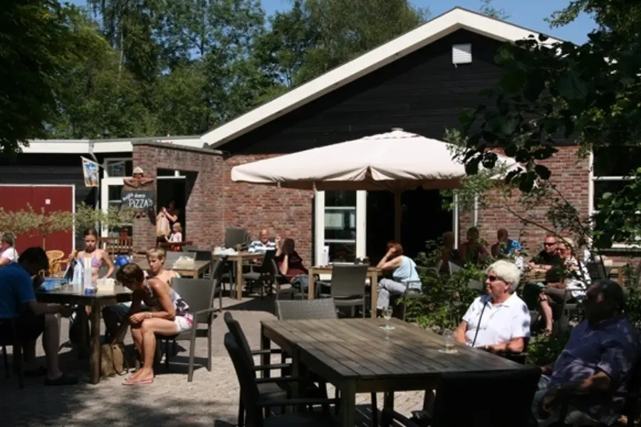 Eetcafé De Meerpaal 4