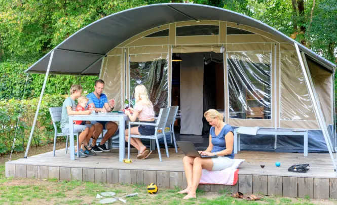 Lodgetent H48 kamperen 1