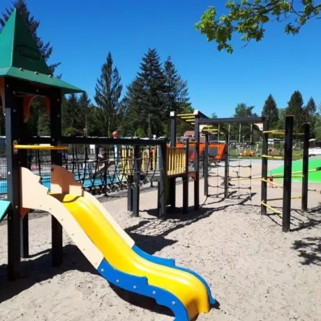 Speeltuin - glijbaan