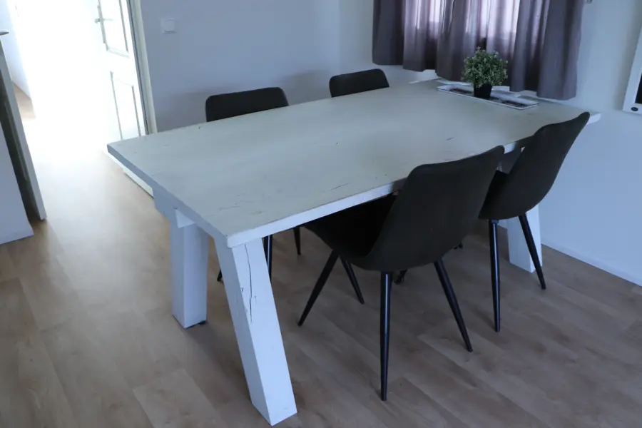 Eetkamer Chalet 174 hond