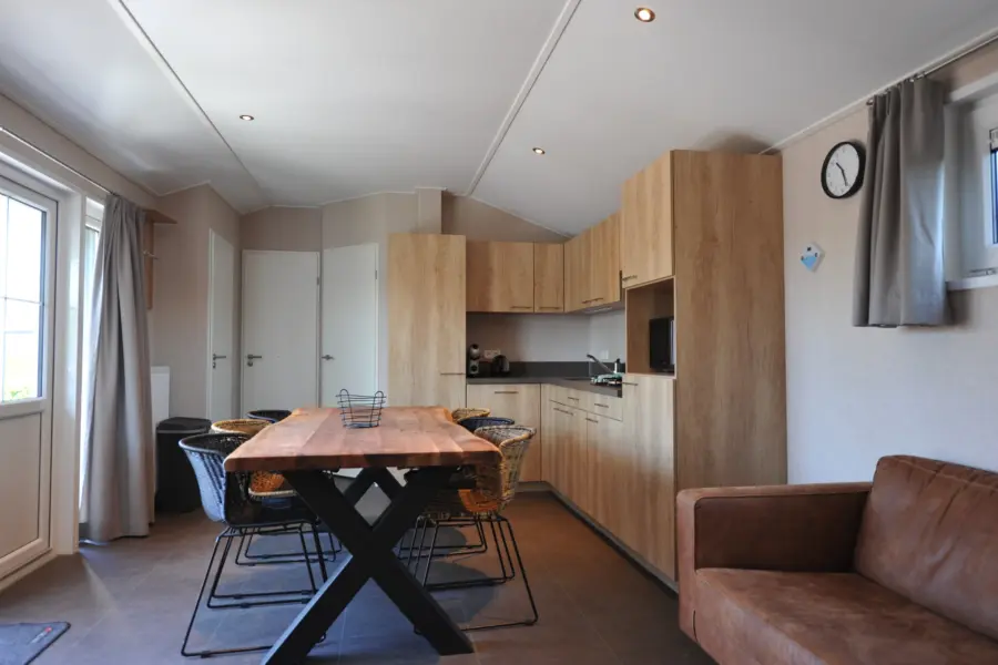 Woonkamer keuken chalet 6 personen