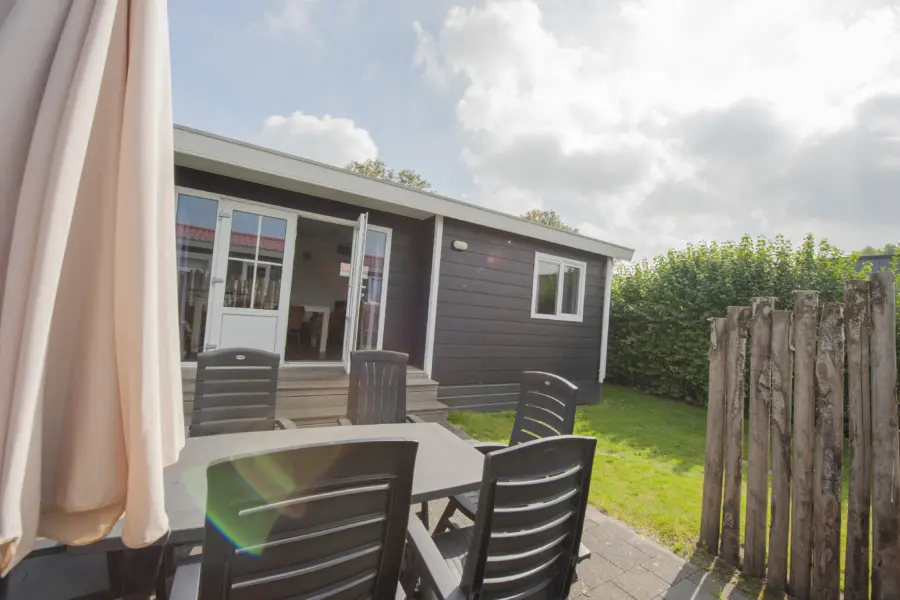 Zijkant chalet 6 personen