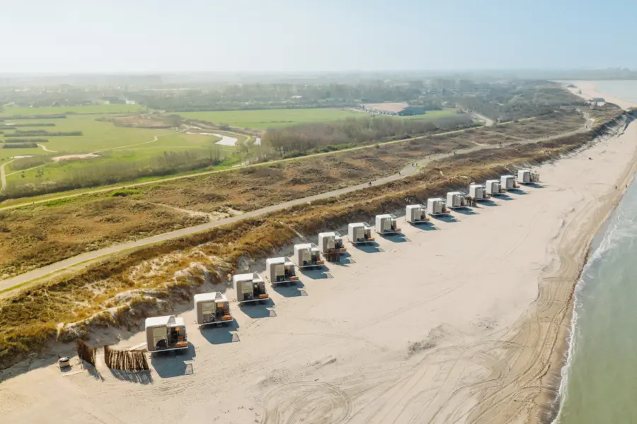 Strandhuisjes duinen zee LR