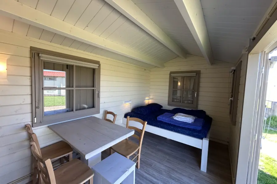 Woonkamer luxe trekkershut lr