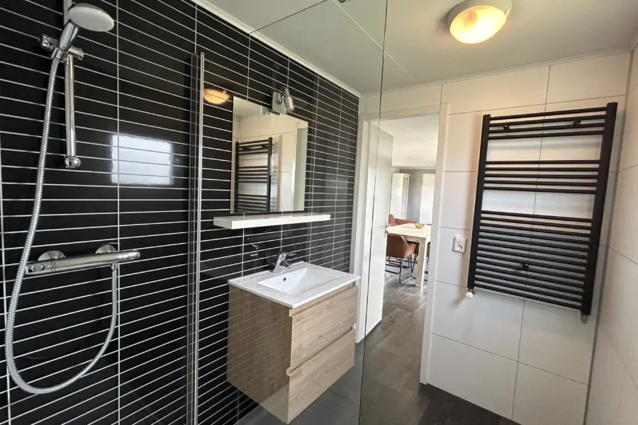 Badkamer 2 comfort chalet 6p