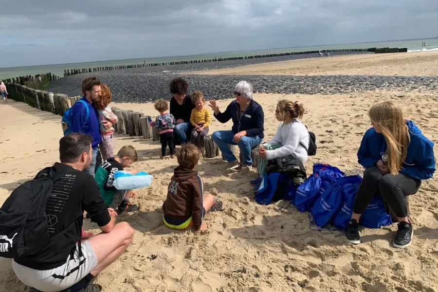 Groep strandjutten