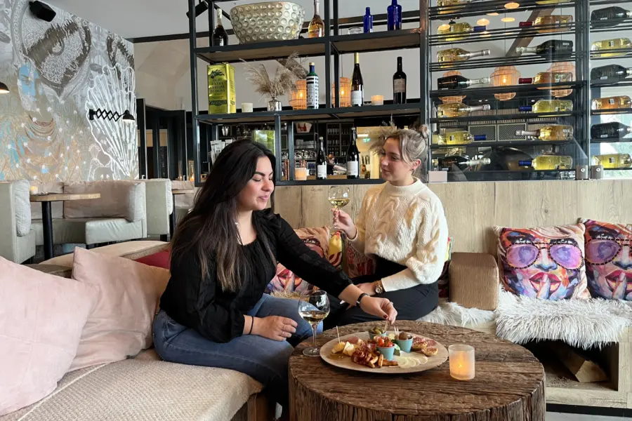 Ananda en sSterre Lounge