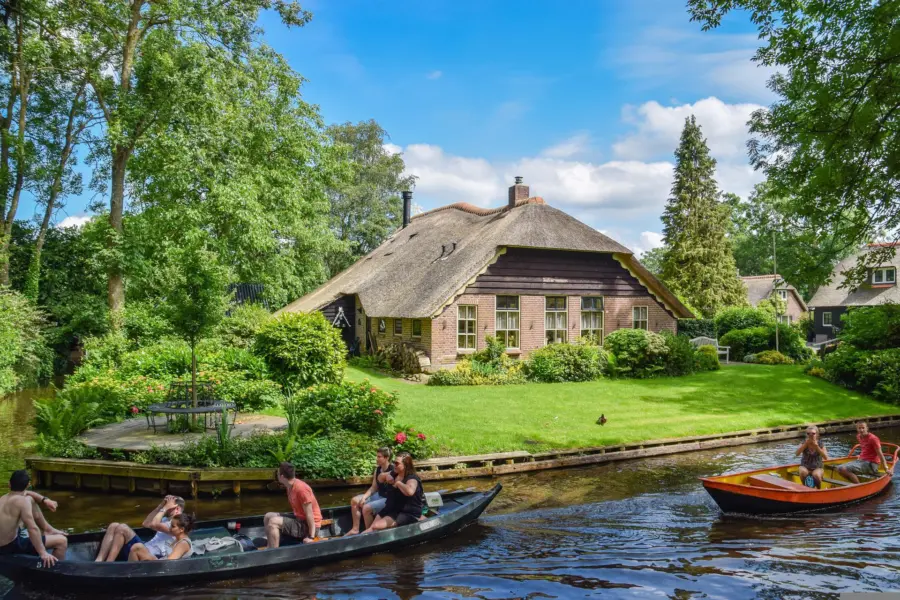 Giethoorn bootje huren