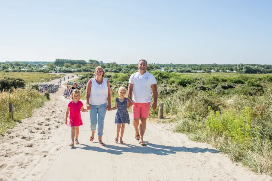 Julianahoeve strand kopie 2