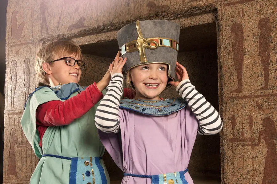 Mummiesinbruges children1