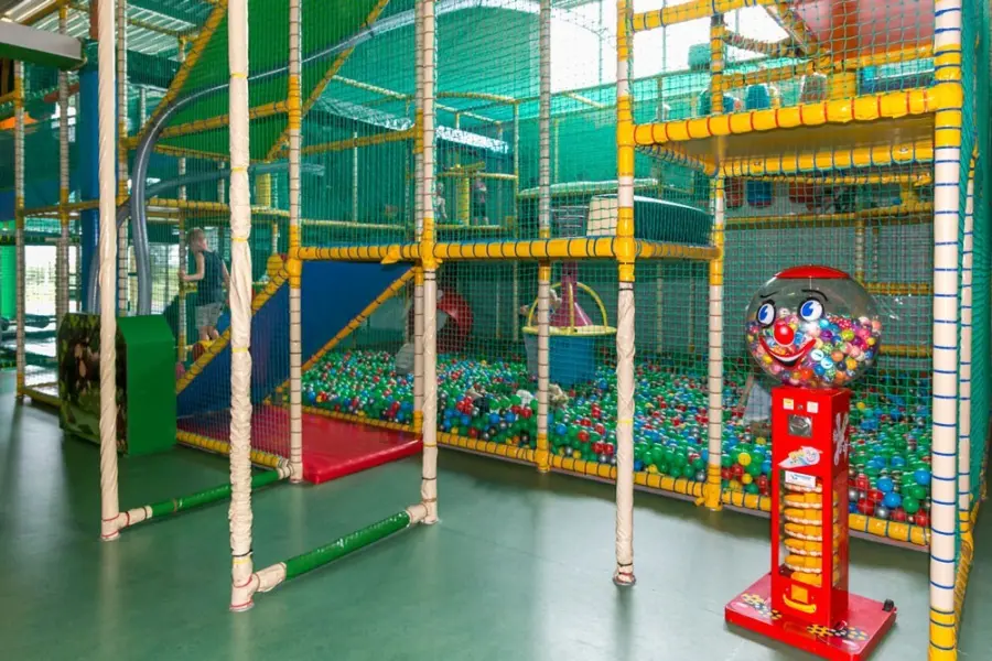 Speel en klimgedeelte speelbos joure