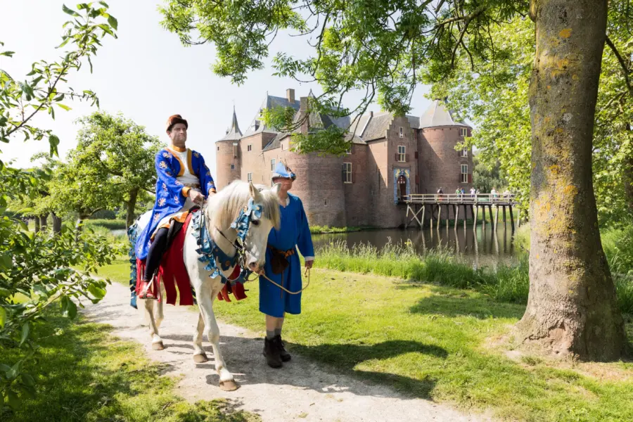 Ammersoyen middeleeuws bewoond trot 18 2829 29