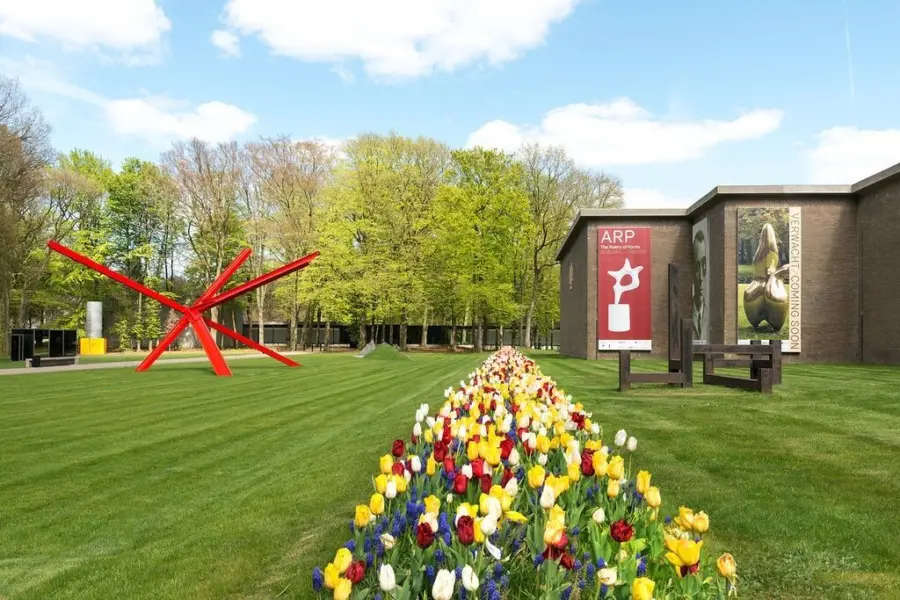 Medium-Ingang-entrance Kröller-Müller Museum, photo_ Marjon Gemmeke 10