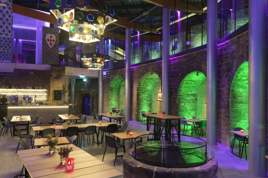 Kasteel Keverberg - Limburg - Binnenplaats