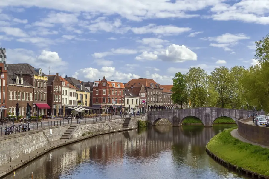 Roermond depositphotos 79157548 xl 2015