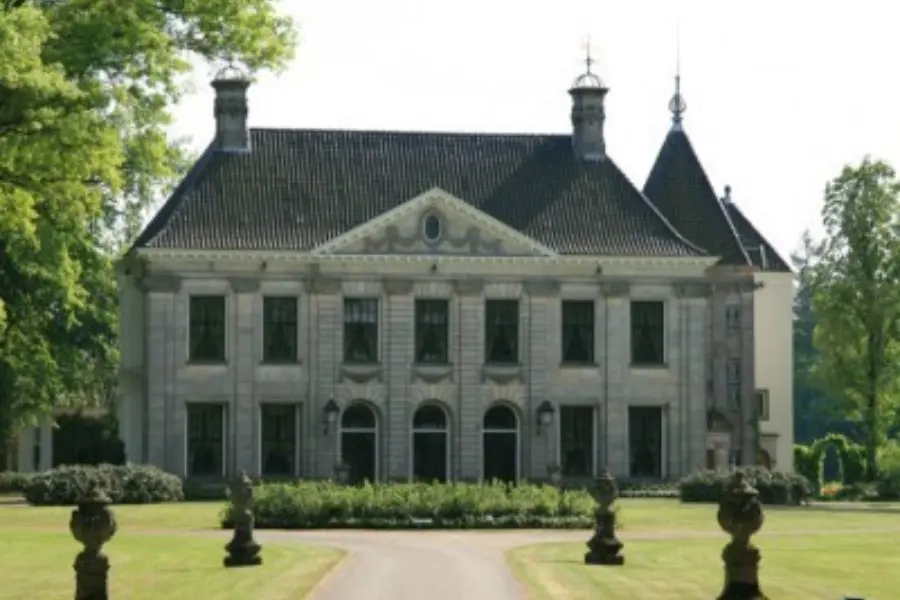 singraven-09-400x284