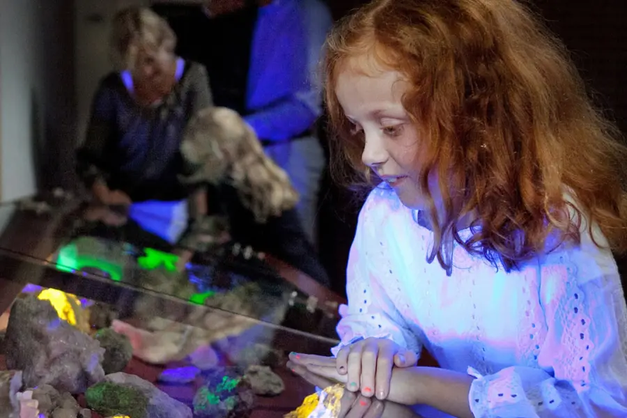 Lichtgevende stenen ndwt fotografie arie kwast