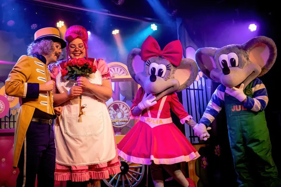 Theatershow Jul &amp; Julia en de Lentekriebels