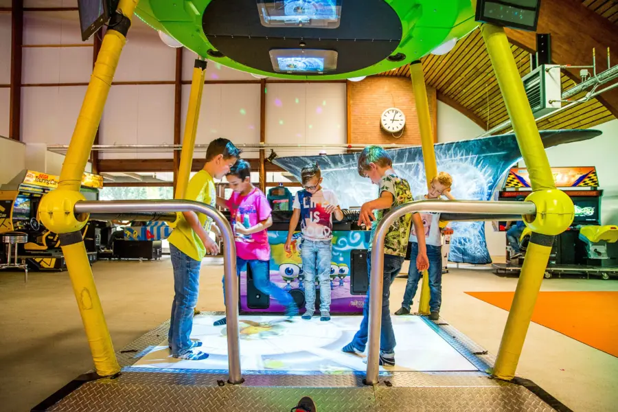 2017 07 e village 48 a4