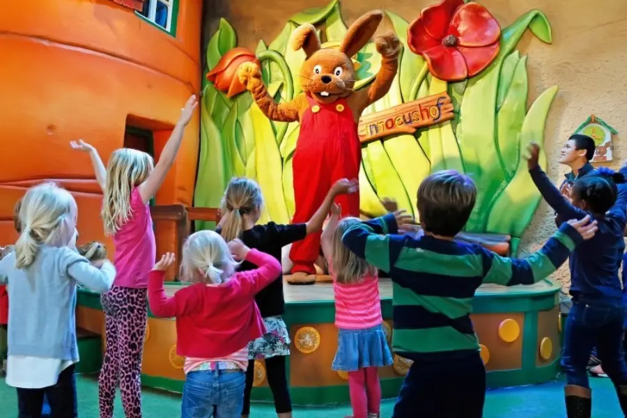 Linnaeushof Bennie Broek show