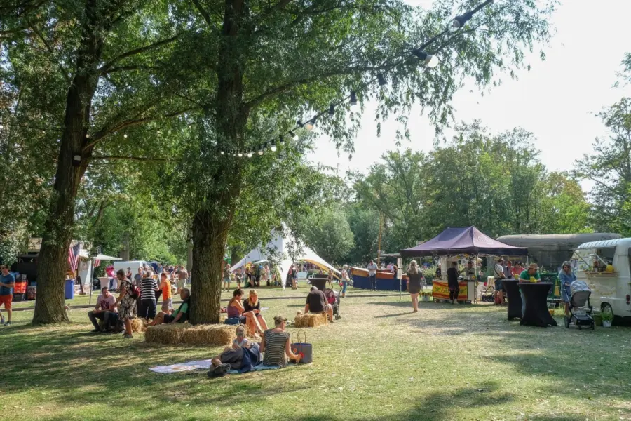 Speel- en Infopark Groede Podium