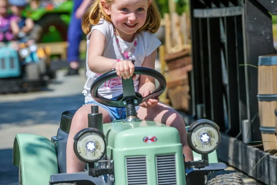 Avonturenboerderij molenwaard zomerfoto hr021 wimlanser