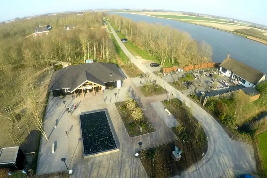 56852808 2348795485151075 5694922602074603520 n