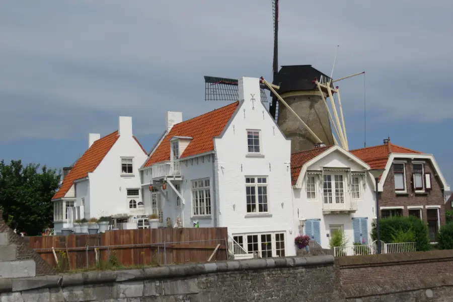 Frisia Rondvaarten 4