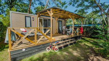 veranda chalet 151 overzicht website 2021.jpg