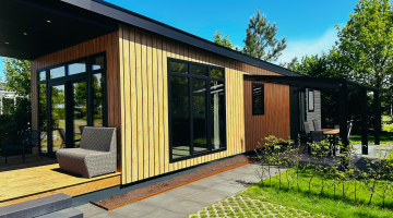 Sunlodge_buitenaanzicht_voor.png