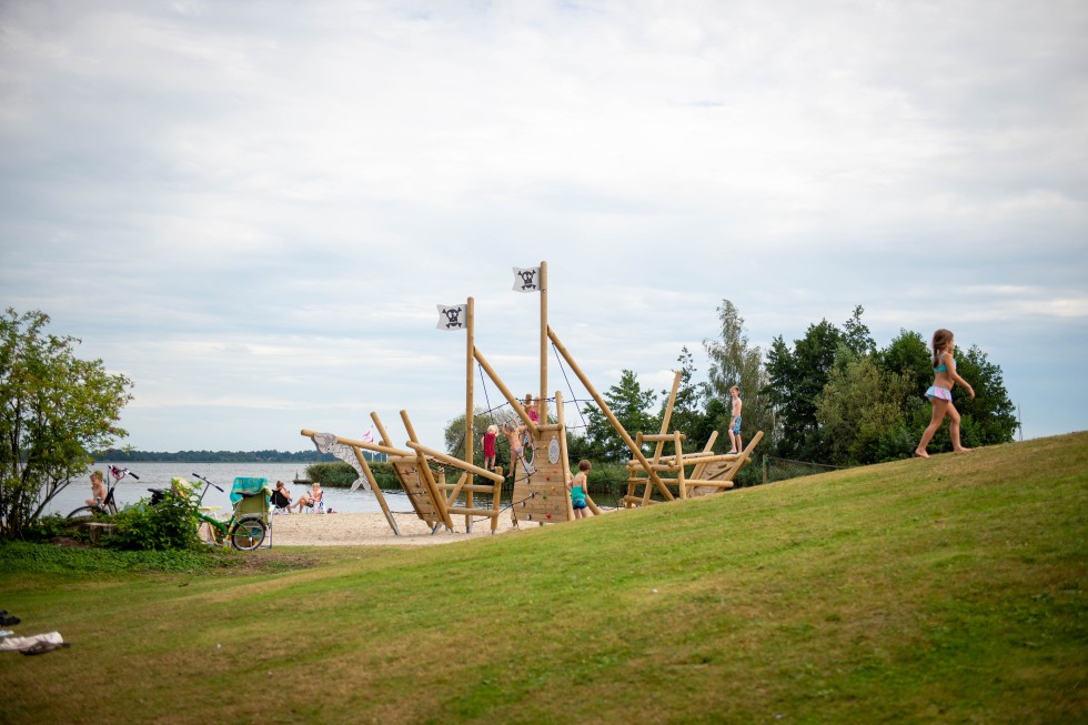 Speeltoestel strand