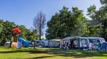 Vakantiepark Bergumermeer - kamperen -4.jpeg