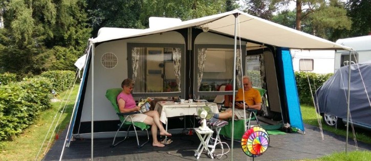 Kampeerplaats Vinkenlaan (H85).jpg