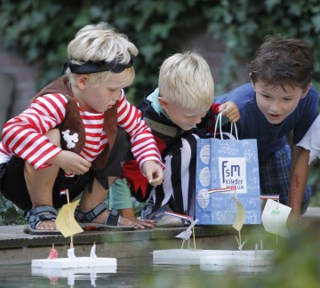 FSM kindermuseum vijver.JPG