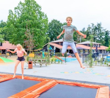 Springen bij Heggies.jpg